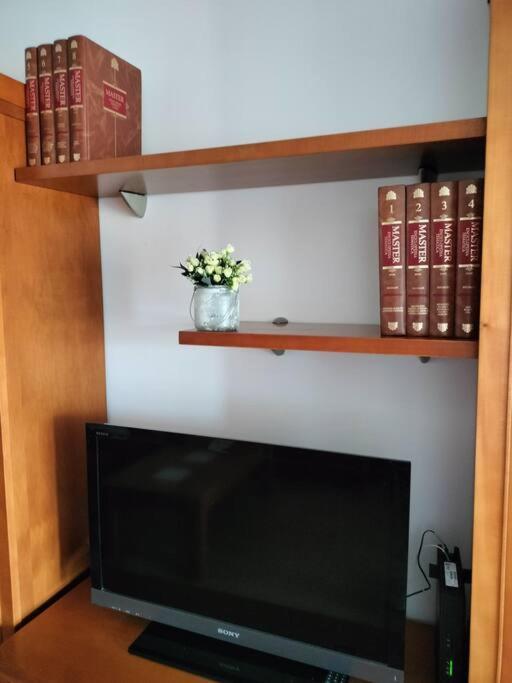 Apartamento Deluxe El Camino Alcalá de Henares Exterior foto